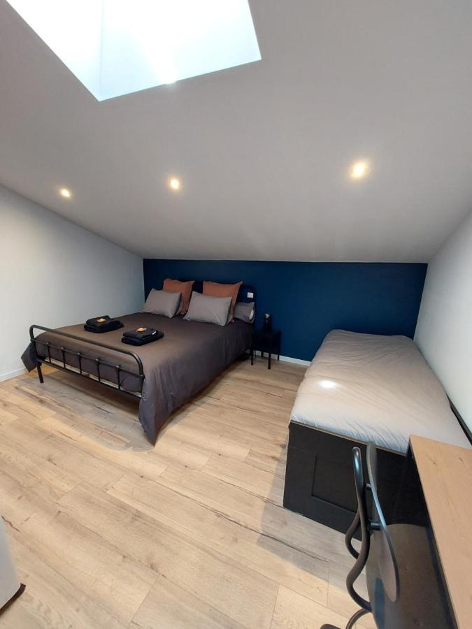 Emilie Une Nuit - 3 Chambres Au 2E Etage - Maison Avec Chats Vandieres  Eksteriør billede